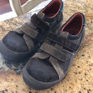 Barely worn boys shoes